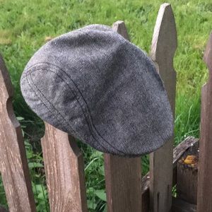 Grey heather skimmer—-size L/XL. EUC